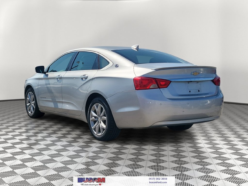 Used 2017 Chevrolet Impala LT w/ Convenience Package FWD image 3