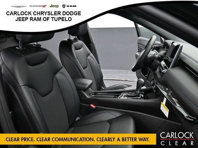 New 2026 Jeep Compass Latitude w/ Sun and Sound Group AWD/4WD image 39
