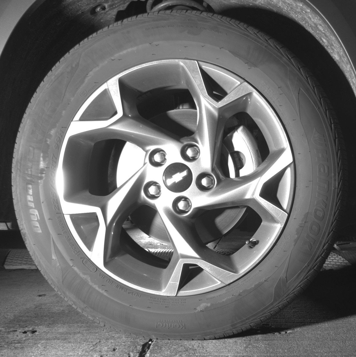 Used 2025 Chevrolet Trax LT w/ LT Convenience Package image 13