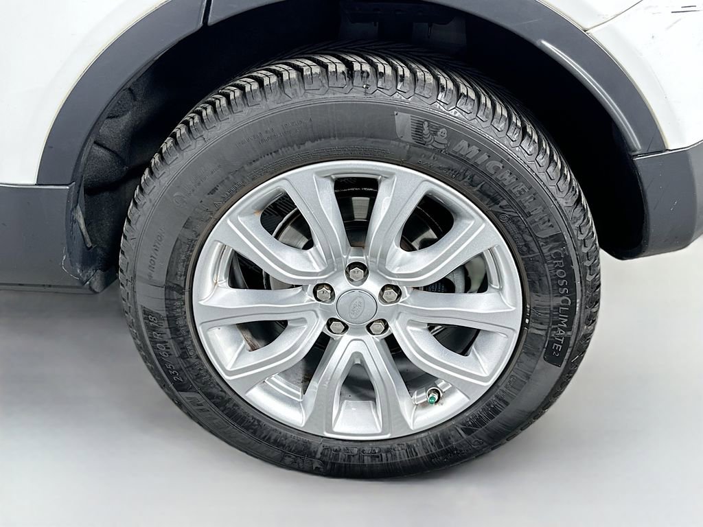 Used 2015 Land Rover Range Rover Evoque Pure image 31