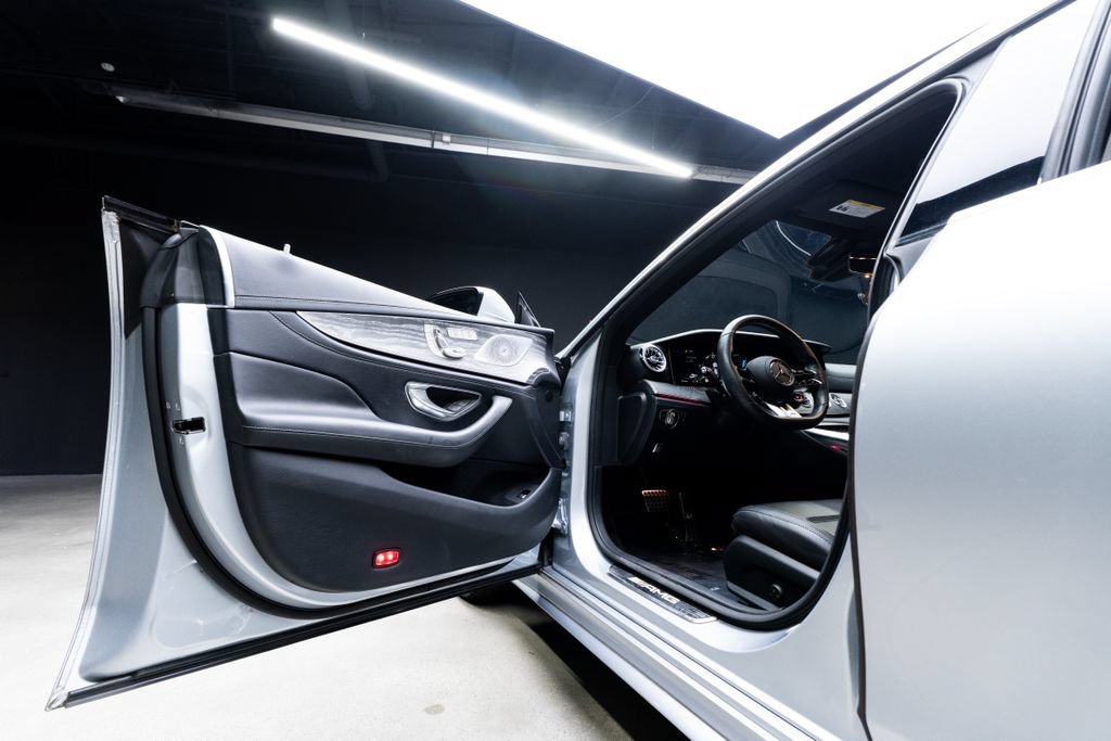 Used 2022 Mercedes-Benz AMG GT 43 image 22