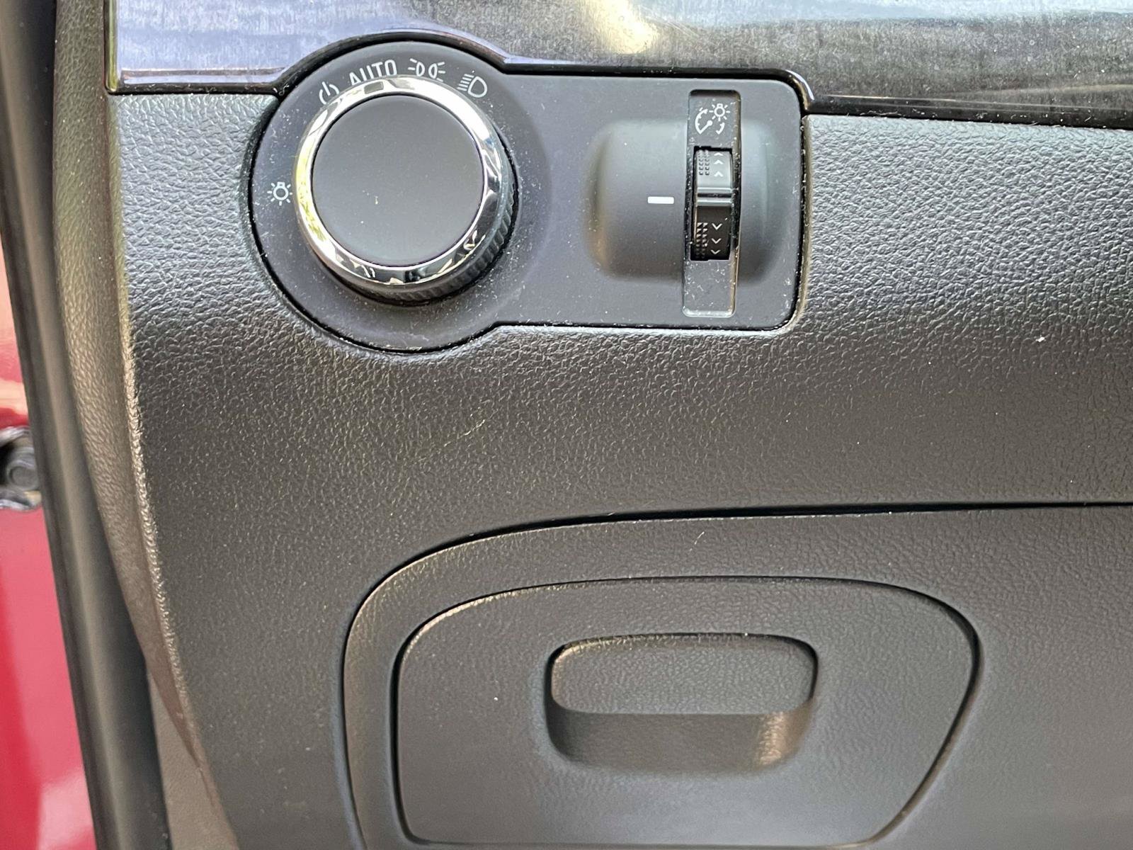 Used 2016 Buick Encore FWD image 18