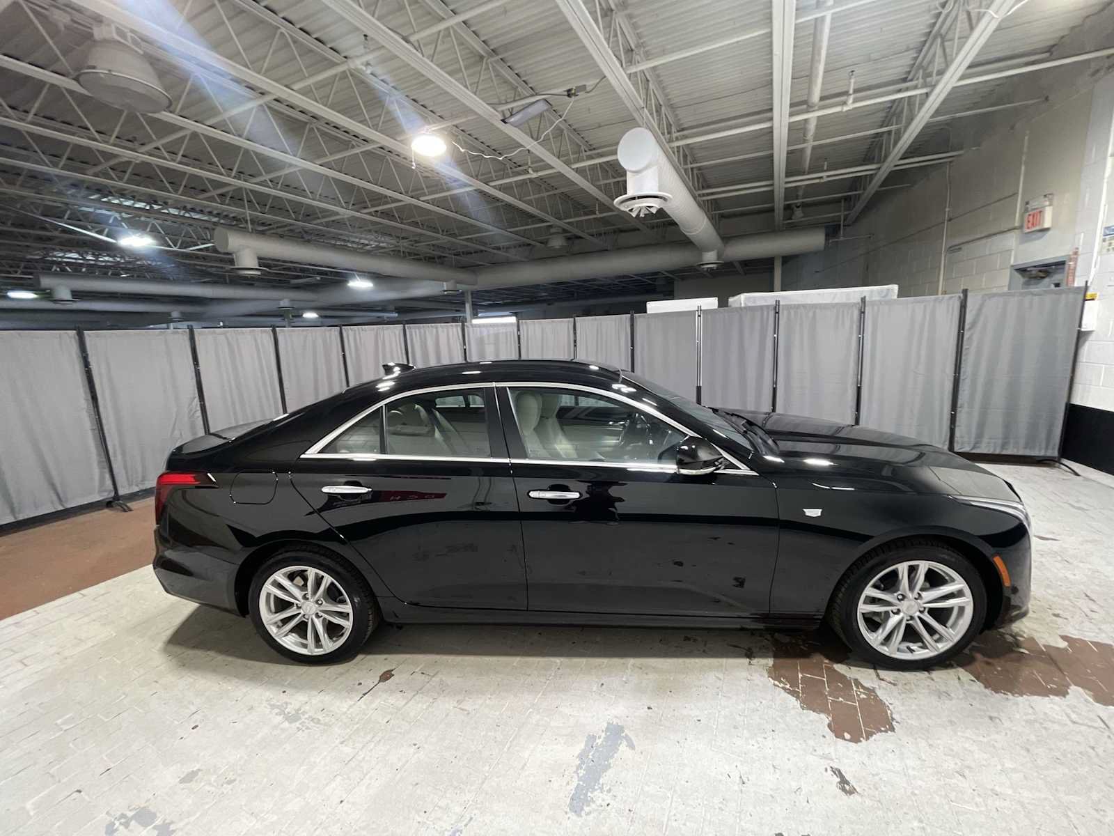 Used 2024 Cadillac CT4 Luxury w/ Cold Weather Package RWD image 27