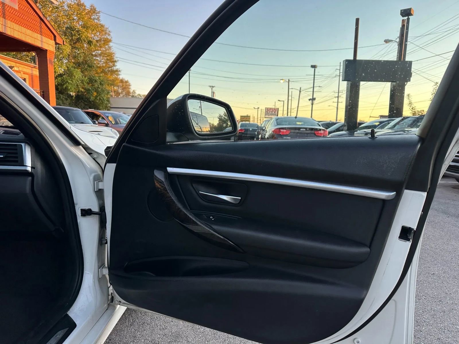 Used 2016 BMW 328i Sedan RWD image 15