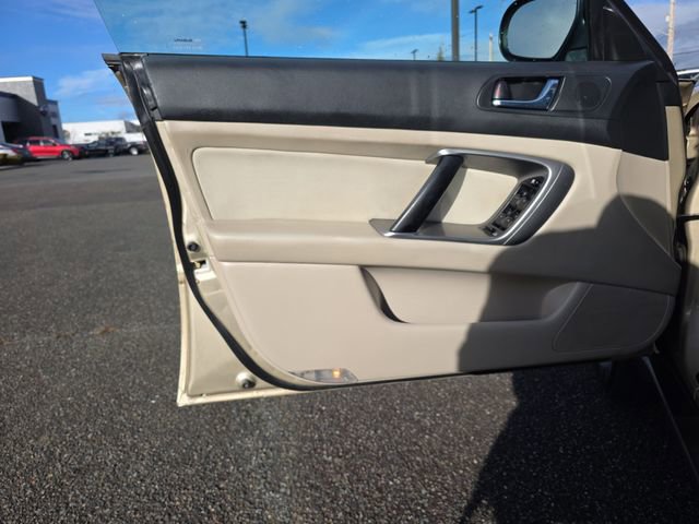 Used 2008 Subaru Outback 2.5i image 17