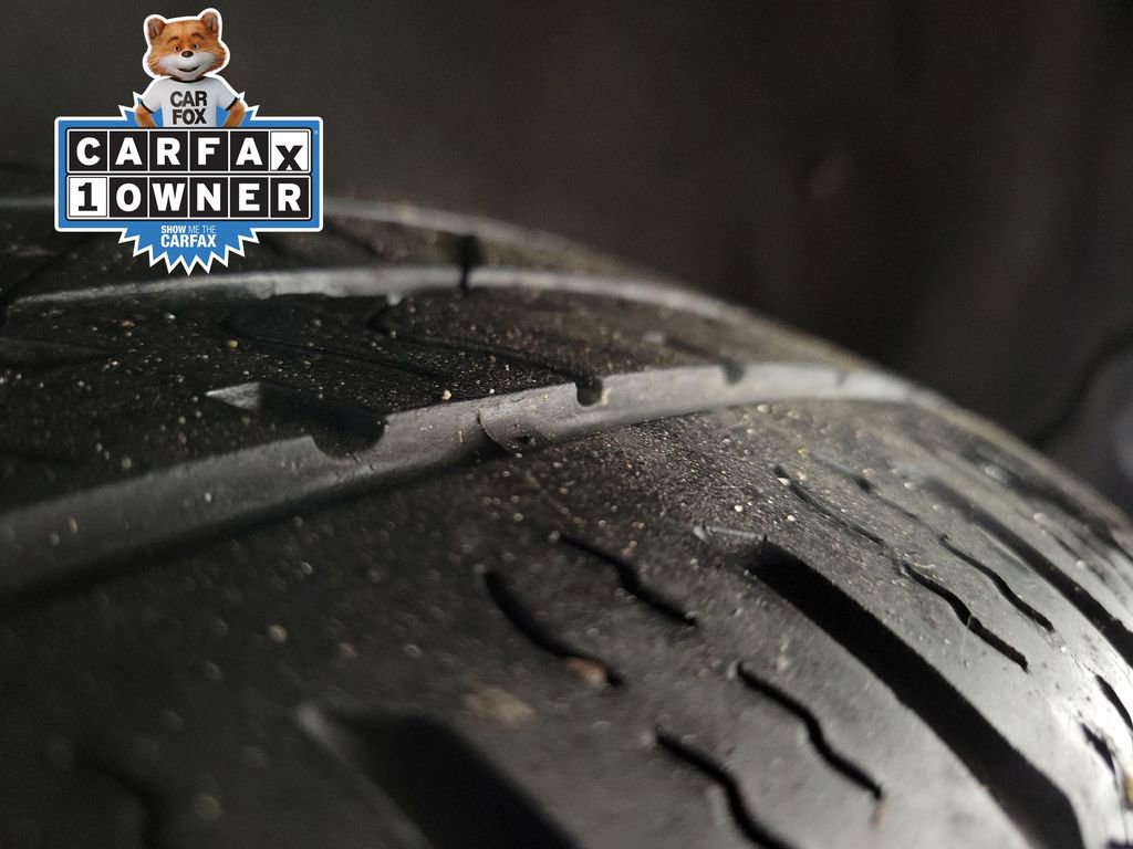 Used 2022 Toyota Highlander XLE image 11