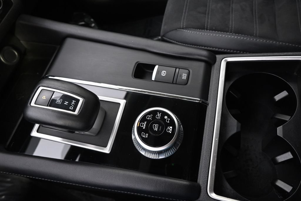 Used 2024 Mitsubishi Outlander SE AWD/4WD image 32