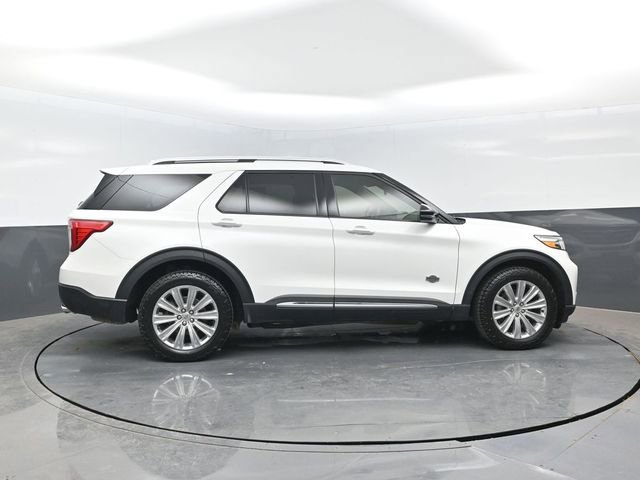 Certified 2023 Ford Explorer King Ranch w/ Technology Package AWD/4WD image 3