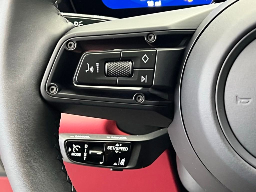 New 2026 Porsche Macan 4 Electric image 8