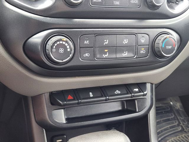 Used 2015 Chevrolet Colorado W/T w/ WT Convenience Package RWD image 19