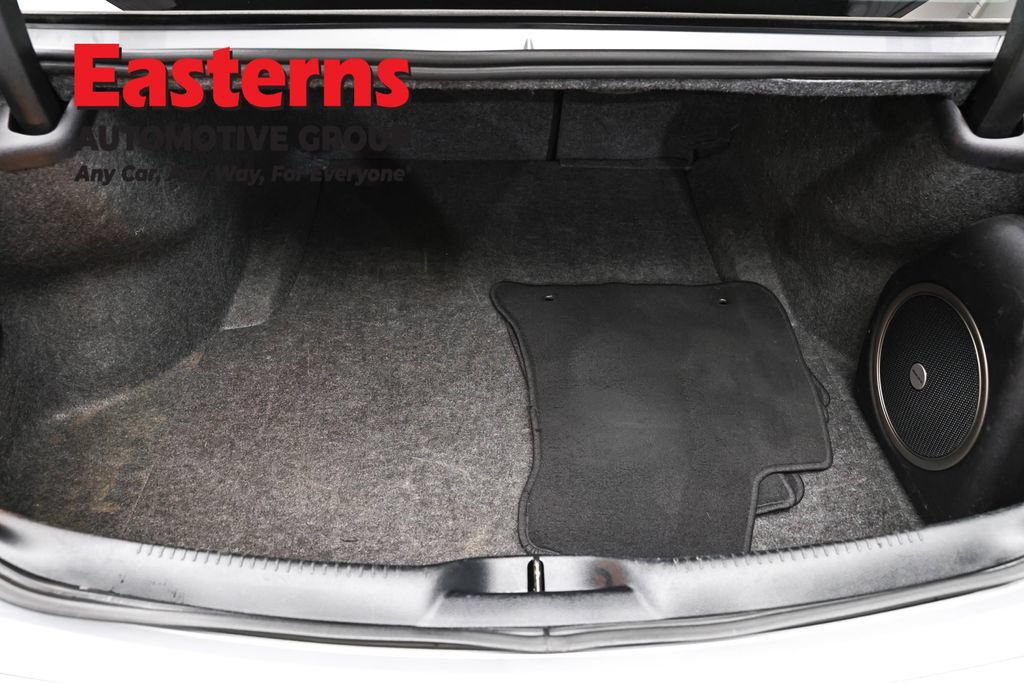 Used 2023 Chrysler 300 S RWD image 9