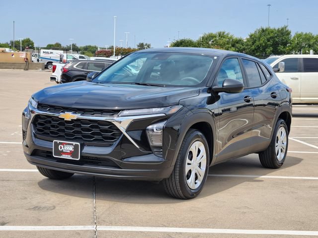 Used 2026 Chevrolet Trax LS FWD image 10