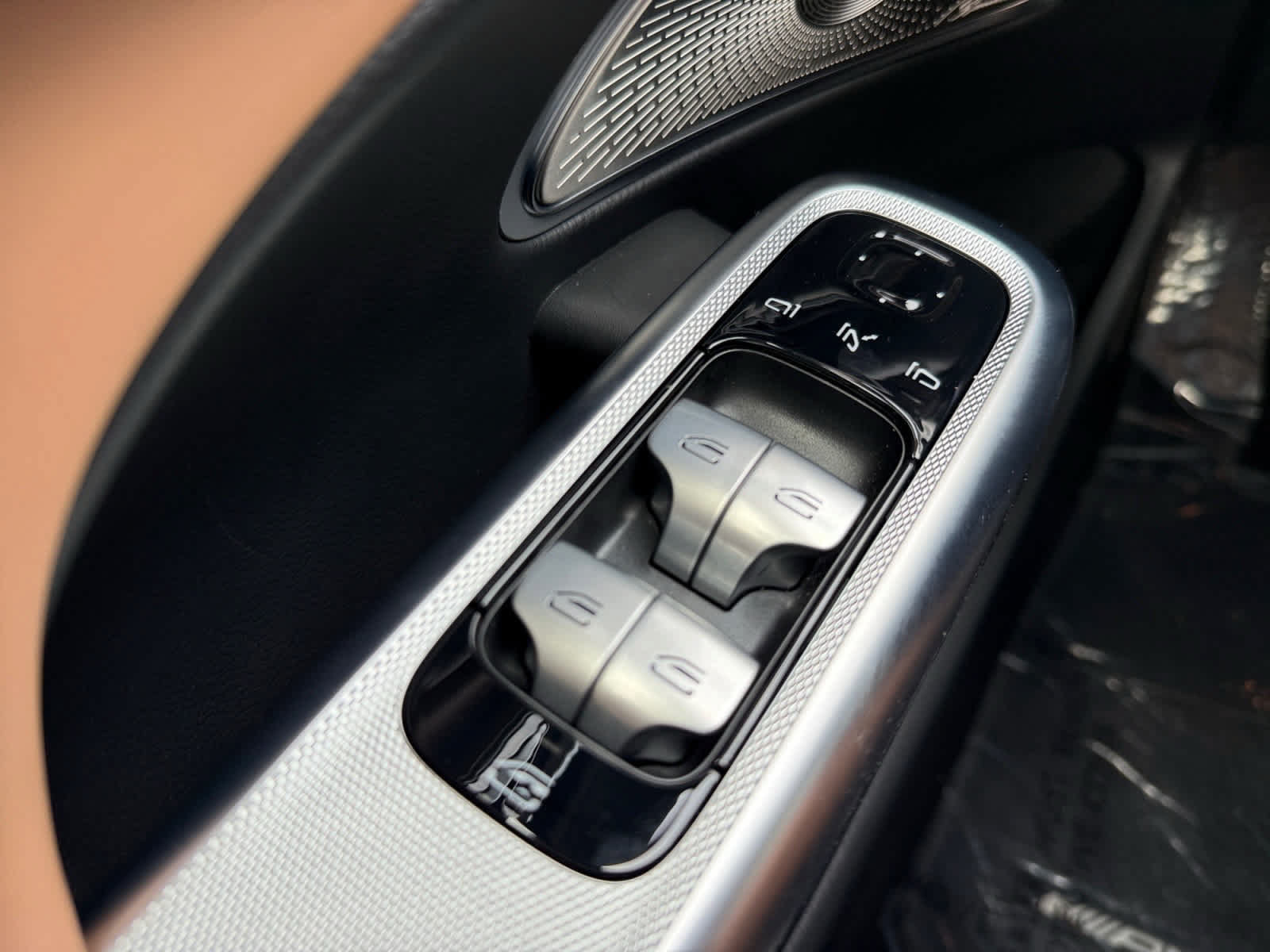 Certified 2025 Mercedes-Benz E 53 AMG e 4MATIC Sedan image 26