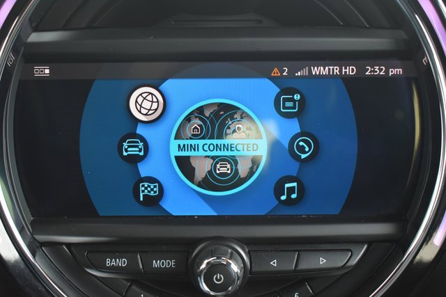 Used 2019 MINI Cooper S image 24