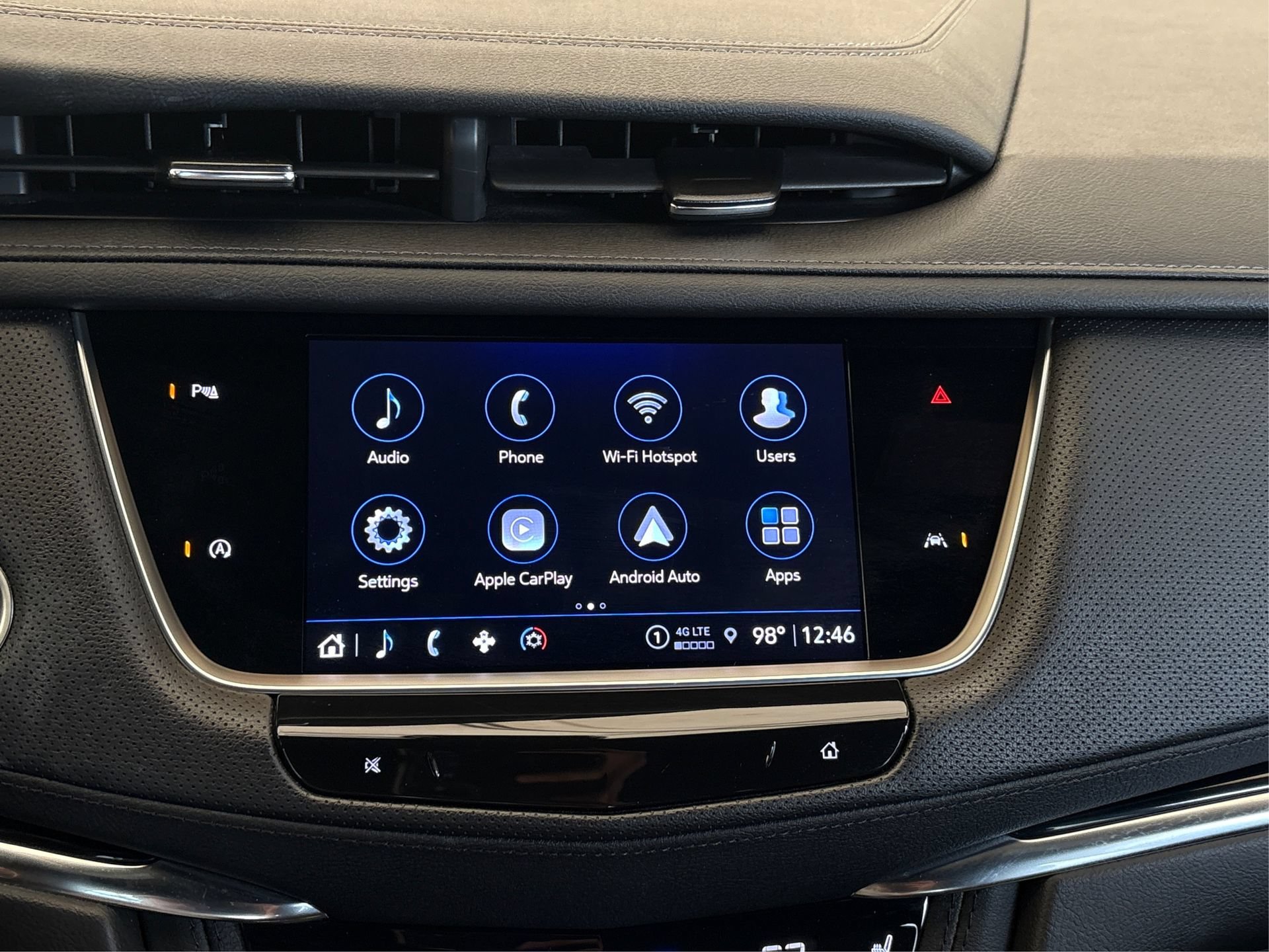 Certified 2023 Cadillac XT6 Luxury FWD image 24