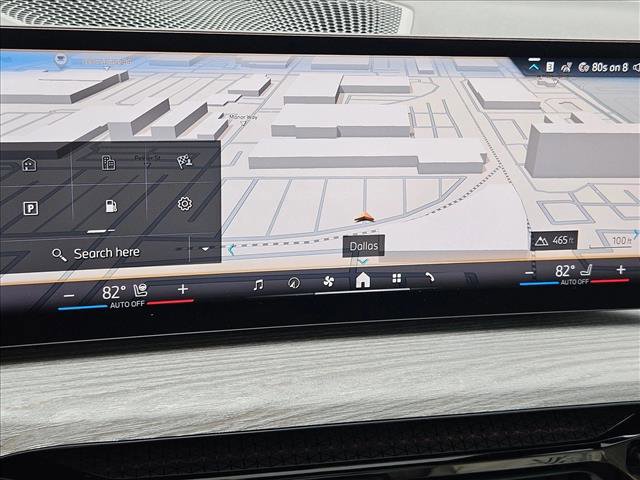 Used 2026 BMW 330i Sedan w/ Premium Package image 14