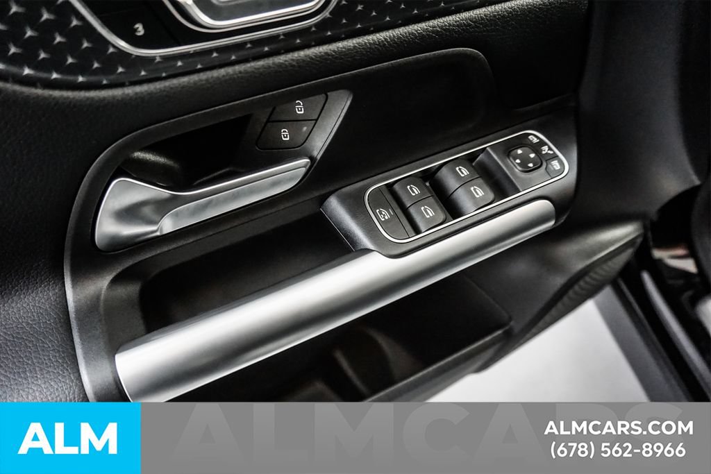 Used 2025 Mercedes-Benz GLA 250 image 47