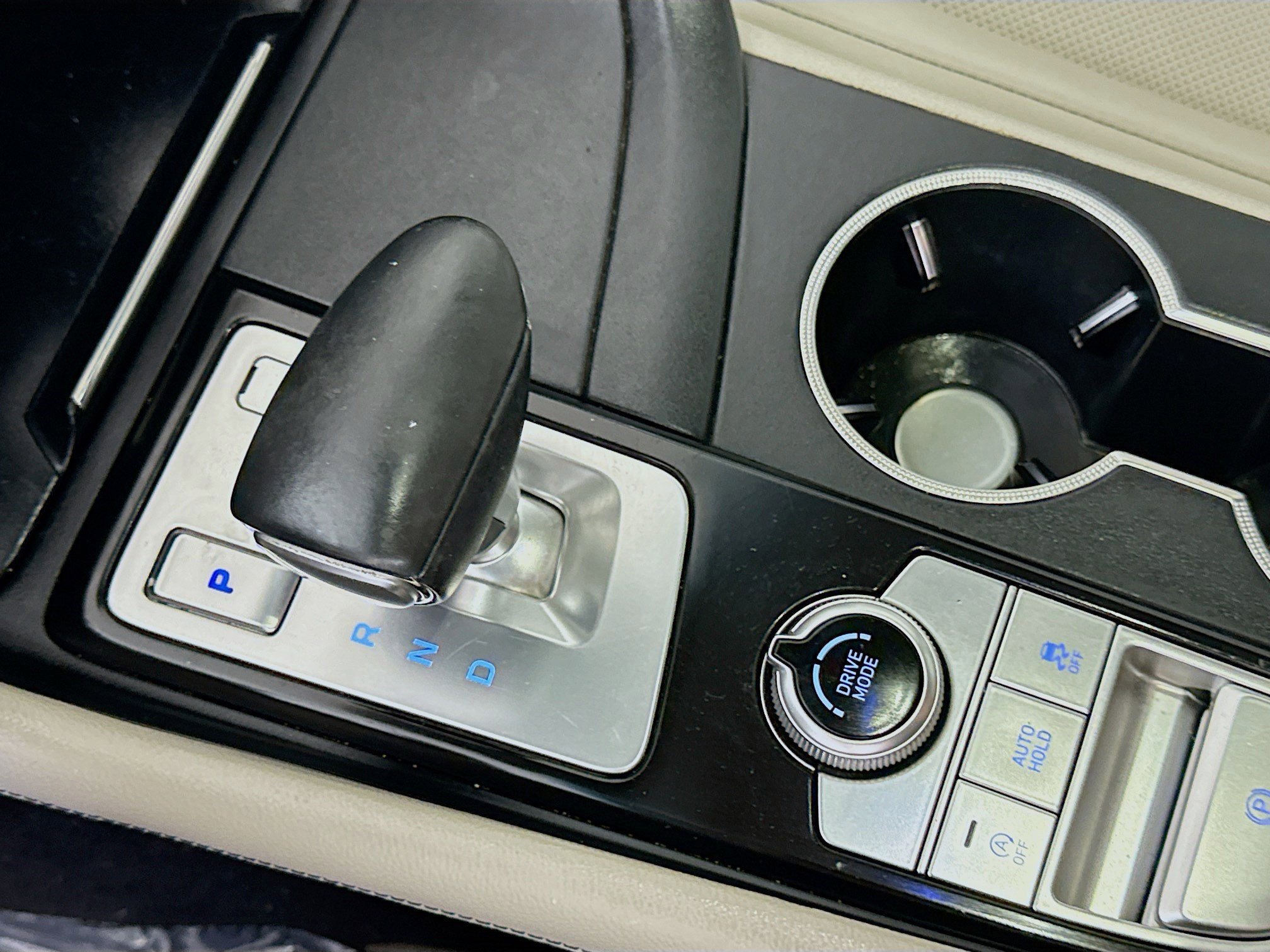 Used 2020 Genesis G70 2.0T image 20