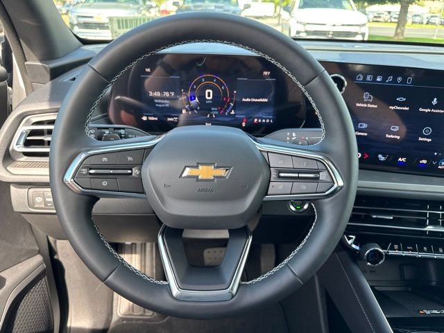 New 2027 Chevrolet Traverse LT w/ Driver Confidence Package AWD/4WD image 17