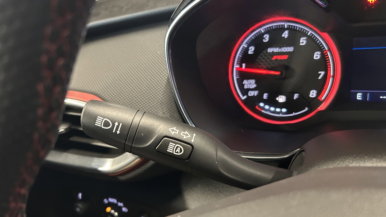 Used 2023 Chevrolet TrailBlazer RS w/ Sun and Liftgate Package image 22