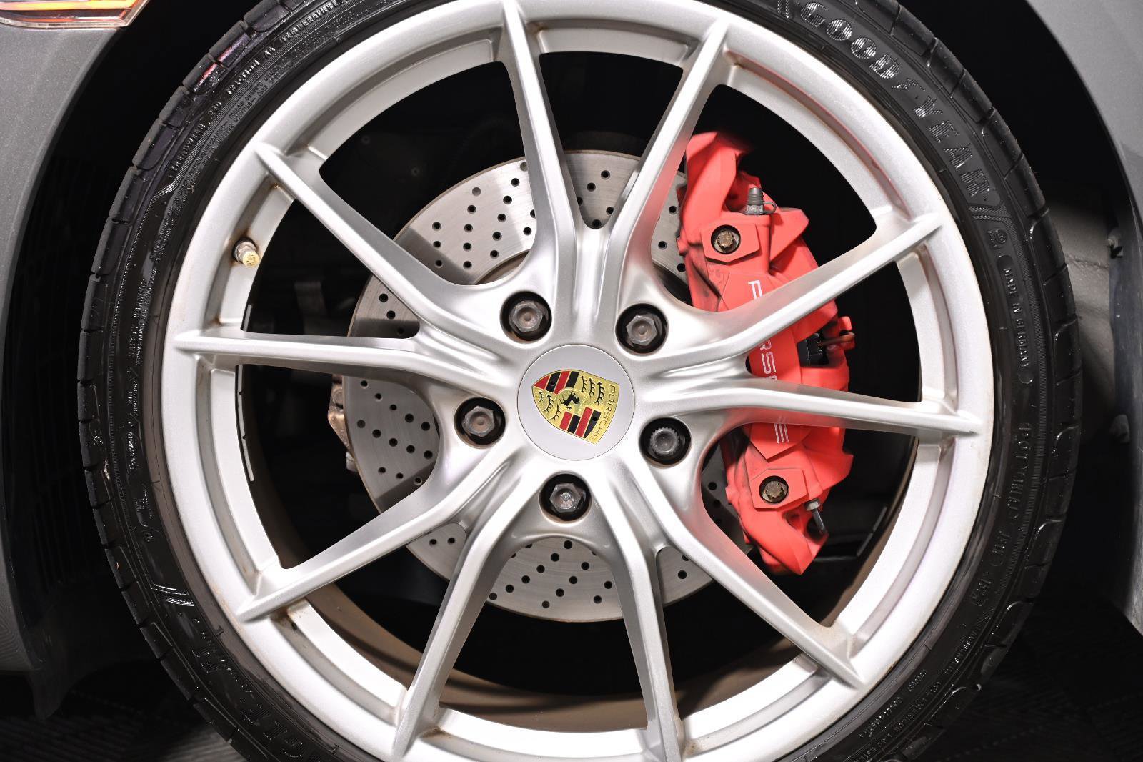 Used 2017 Porsche 718 Boxster S RWD image 43