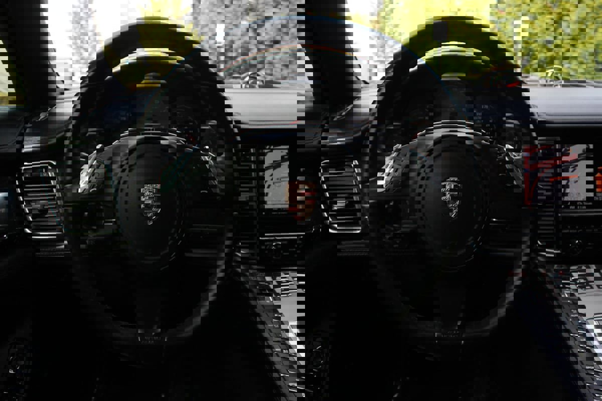 Used 2013 Porsche Panamera GTS image 22