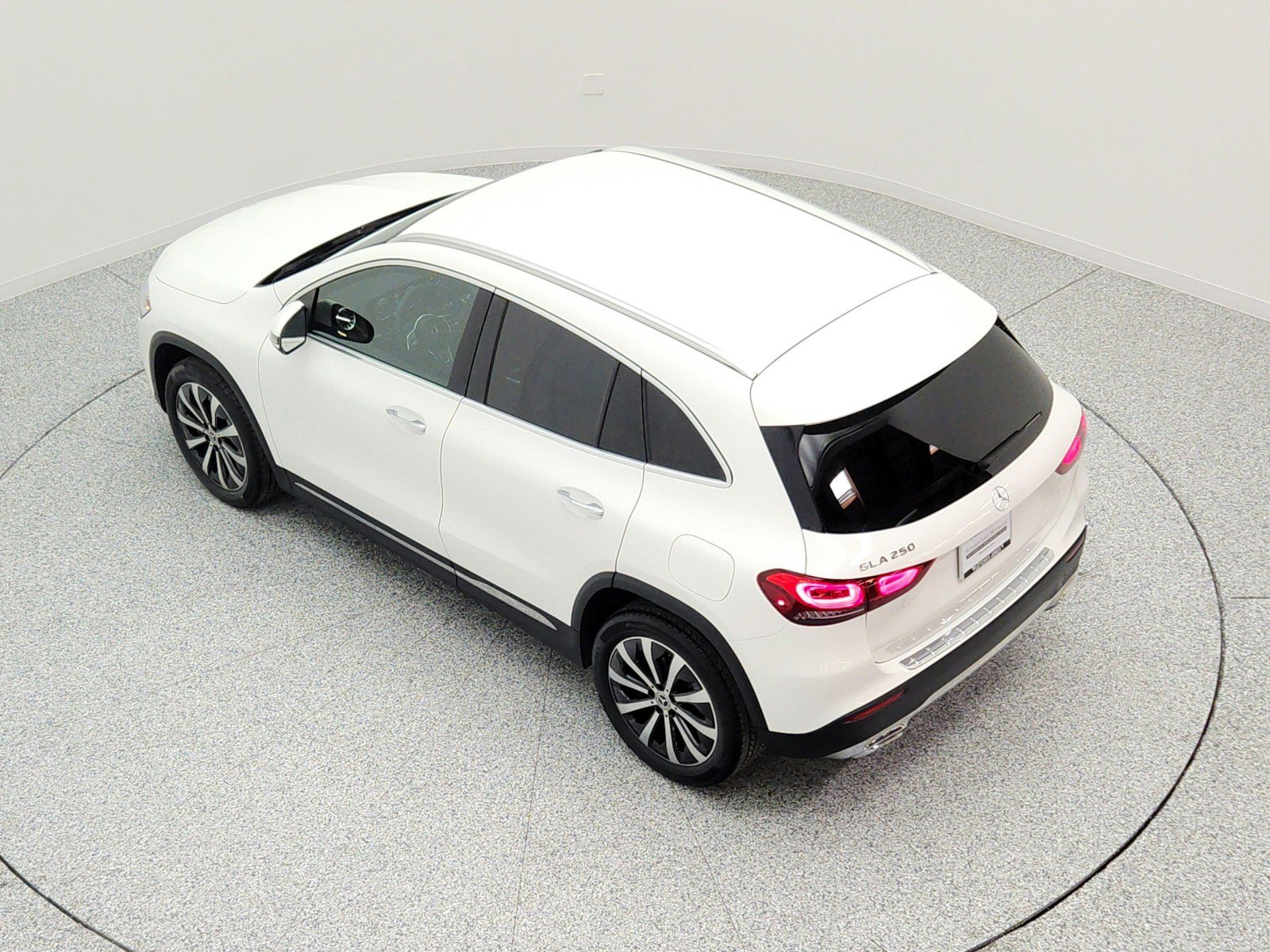 Used 2023 Mercedes-Benz GLA 250 image 28