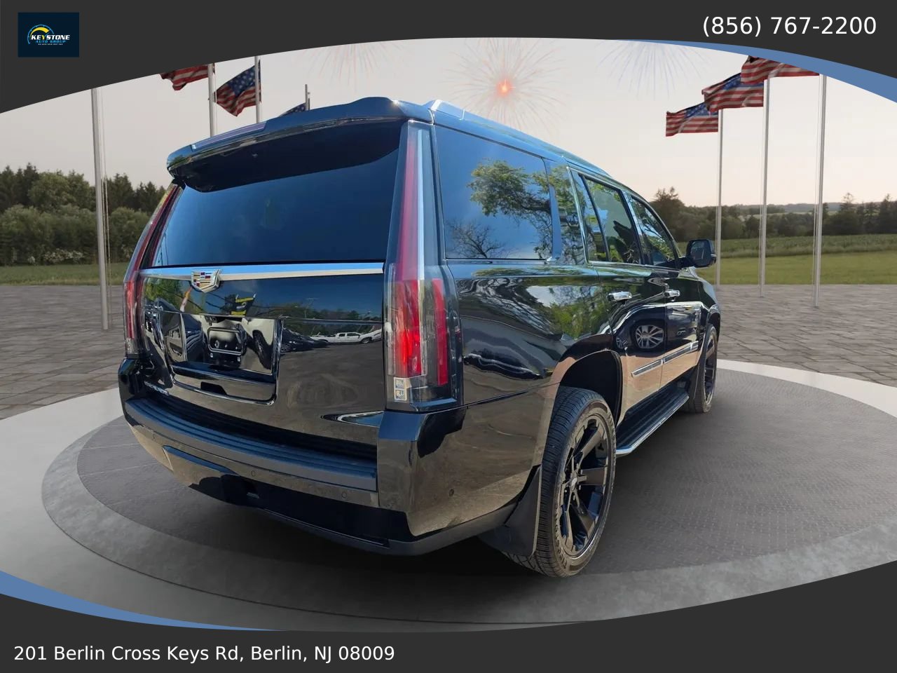 Used 2019 Cadillac Escalade Luxury AWD/4WD image 2