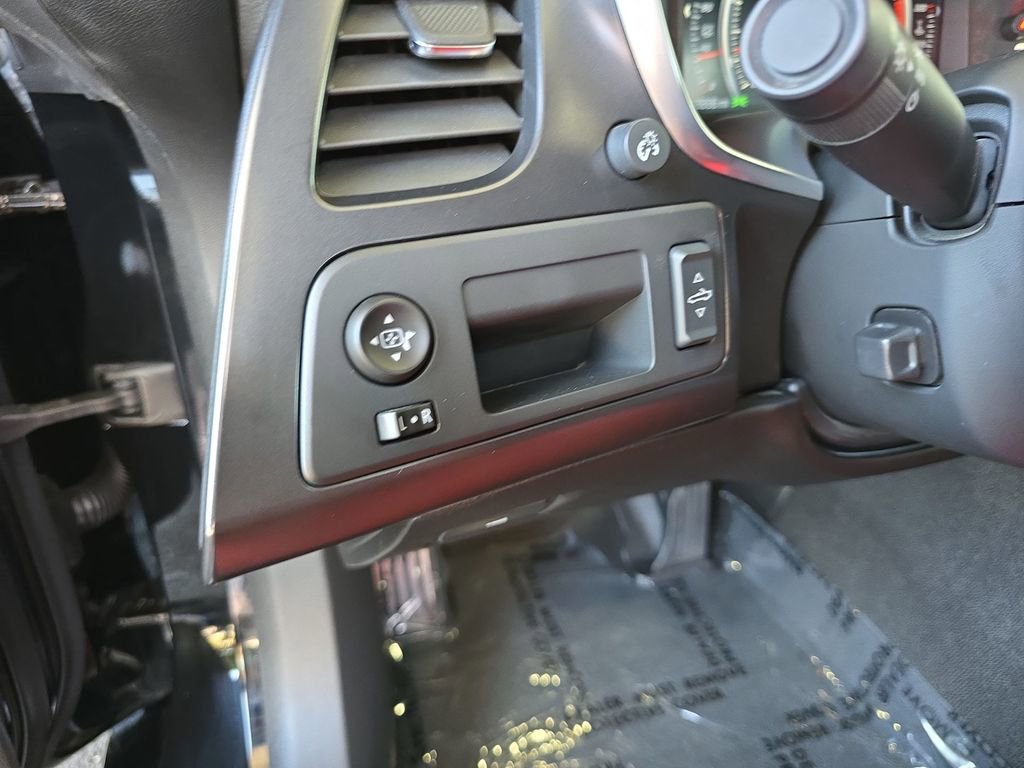 Certified 2016 Chevrolet Corvette Stingray Convertible image 19