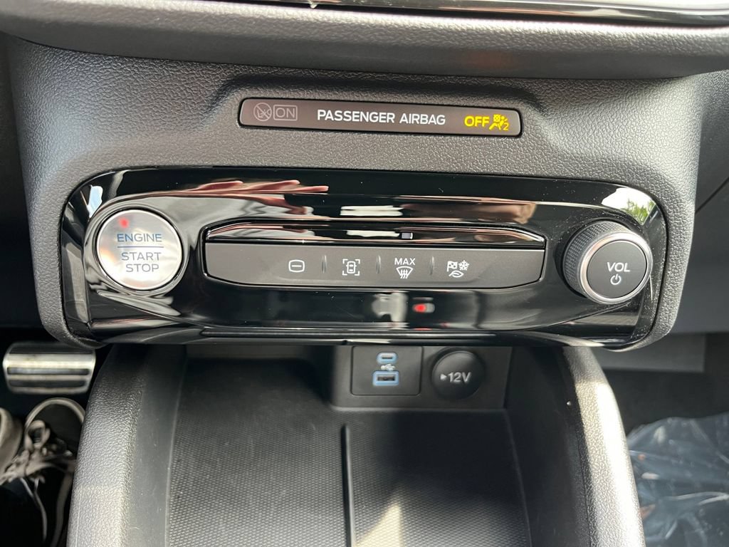 Certified 2023 Ford Escape ST-Line Select w/ Tech Pack #1 AWD/4WD image 13