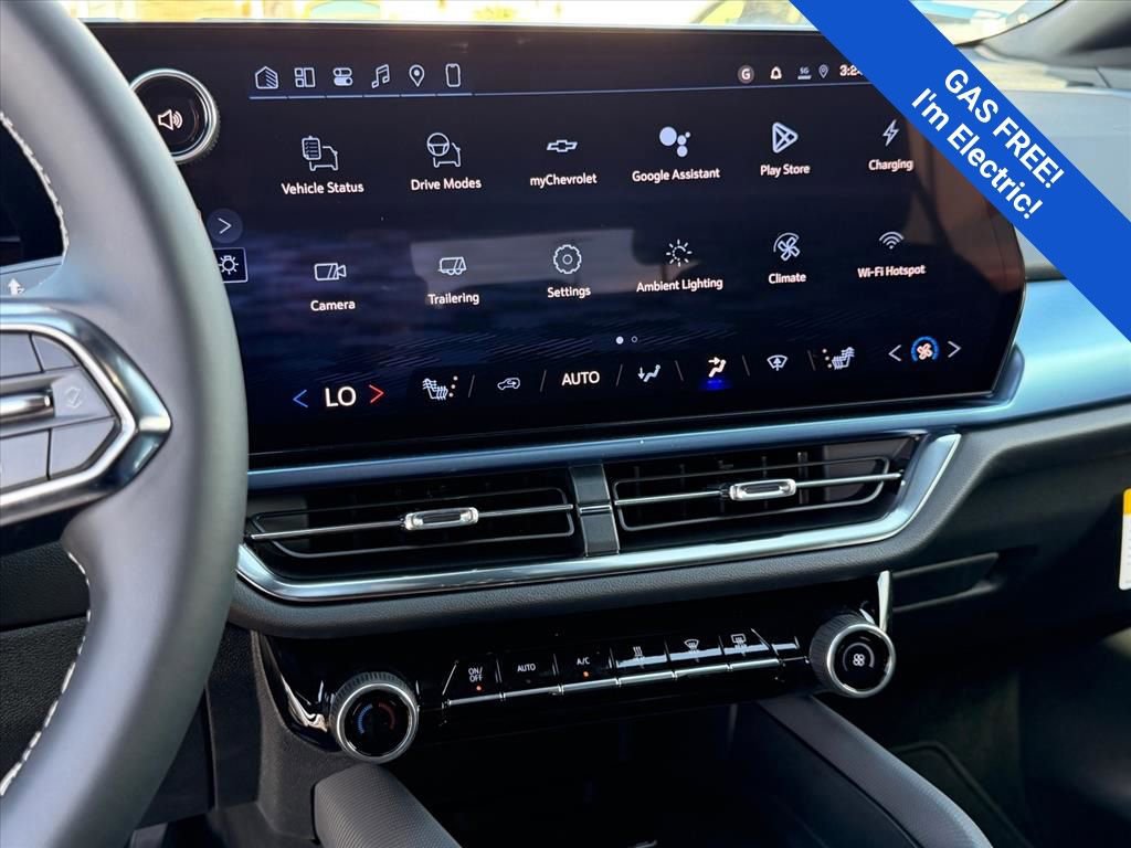 New 2026 Chevrolet Equinox EV LT image 11