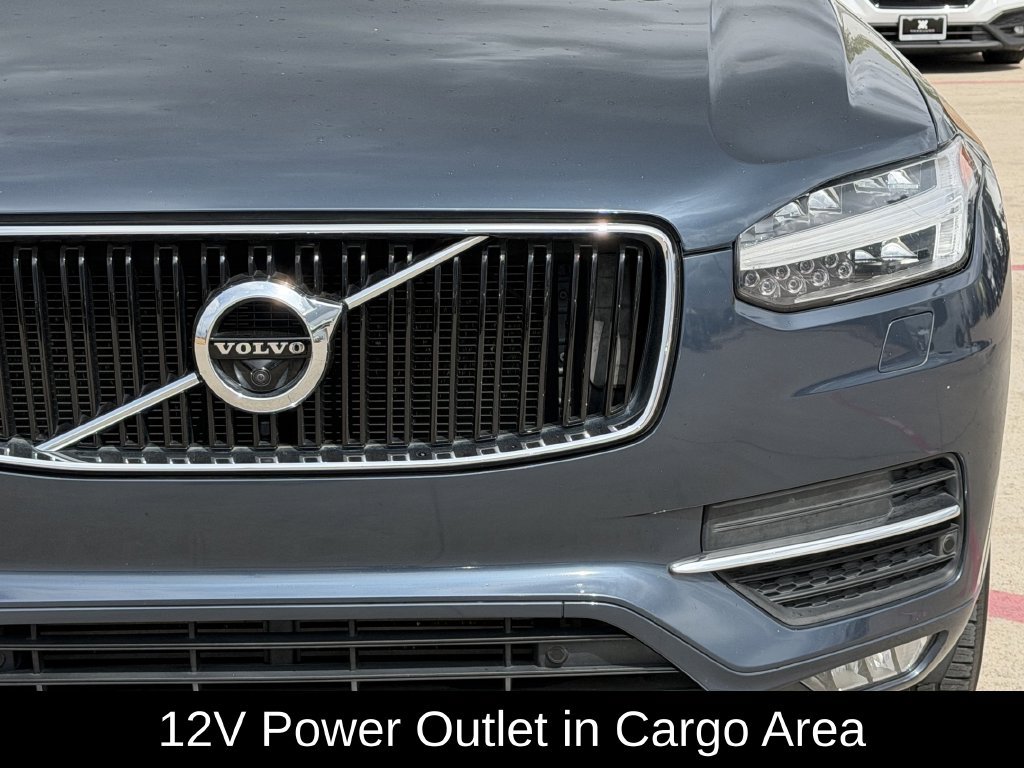 Used 2018 Volvo XC90 T5 Momentum w/ Convenience Package FWD image 4