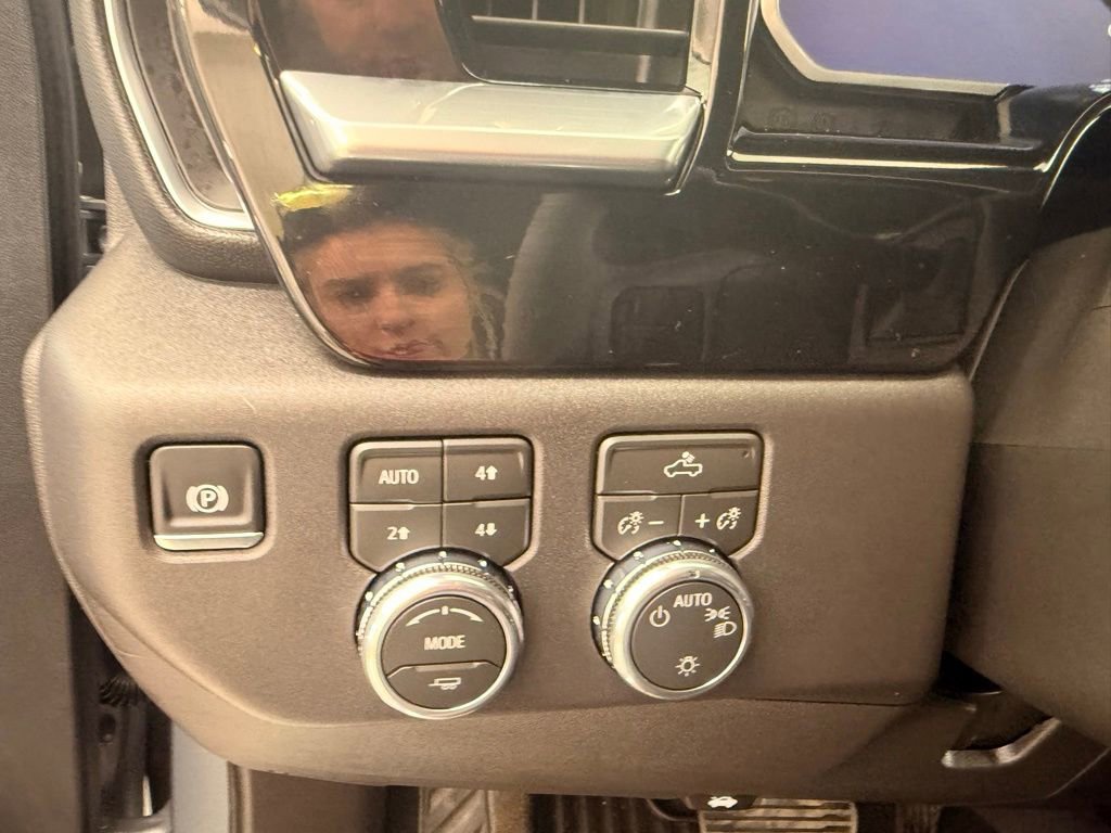 New 2026 GMC Sierra 1500 SLE w/ X31 Off-Road Package image 15