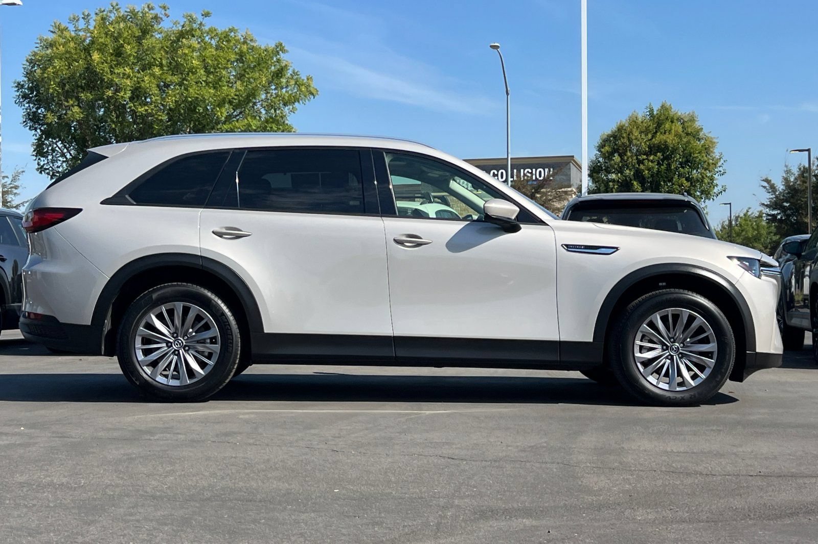 Certified 2025 MAZDA CX-90 3.3 Turbo w/ Preferred Package AWD/4WD image 3