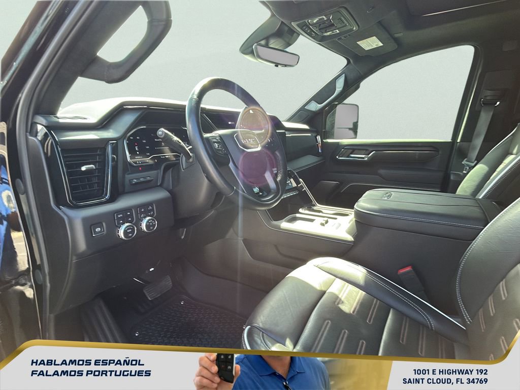 Used 2024 GMC Sierra 2500 AT4X image 17