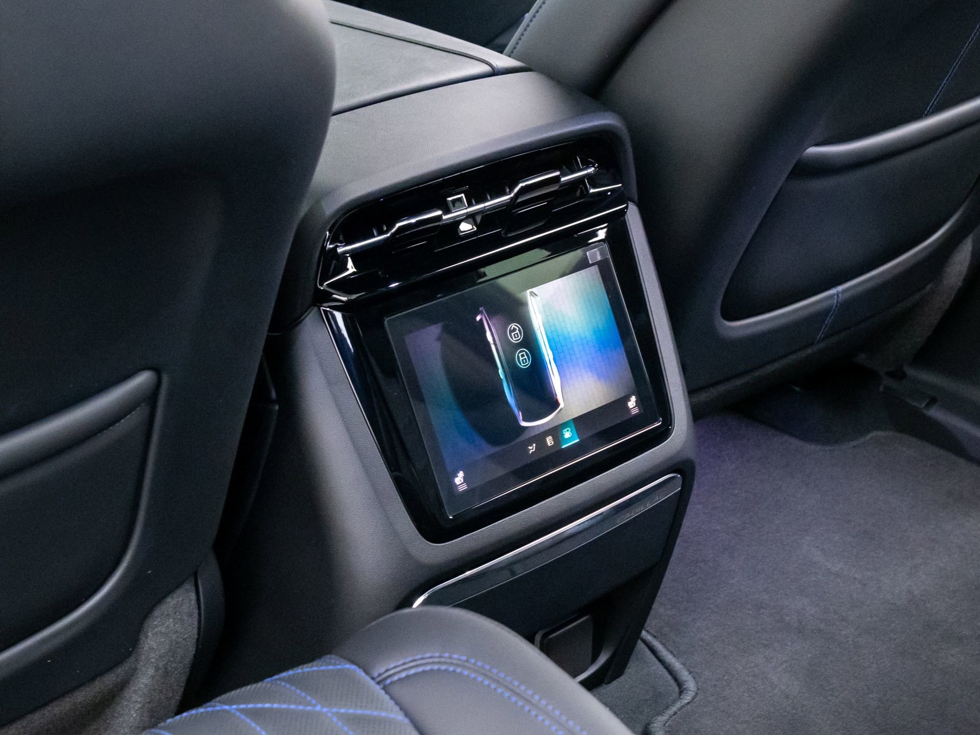 New 2025 Cadillac Escalade IQ Luxury 1 image 17