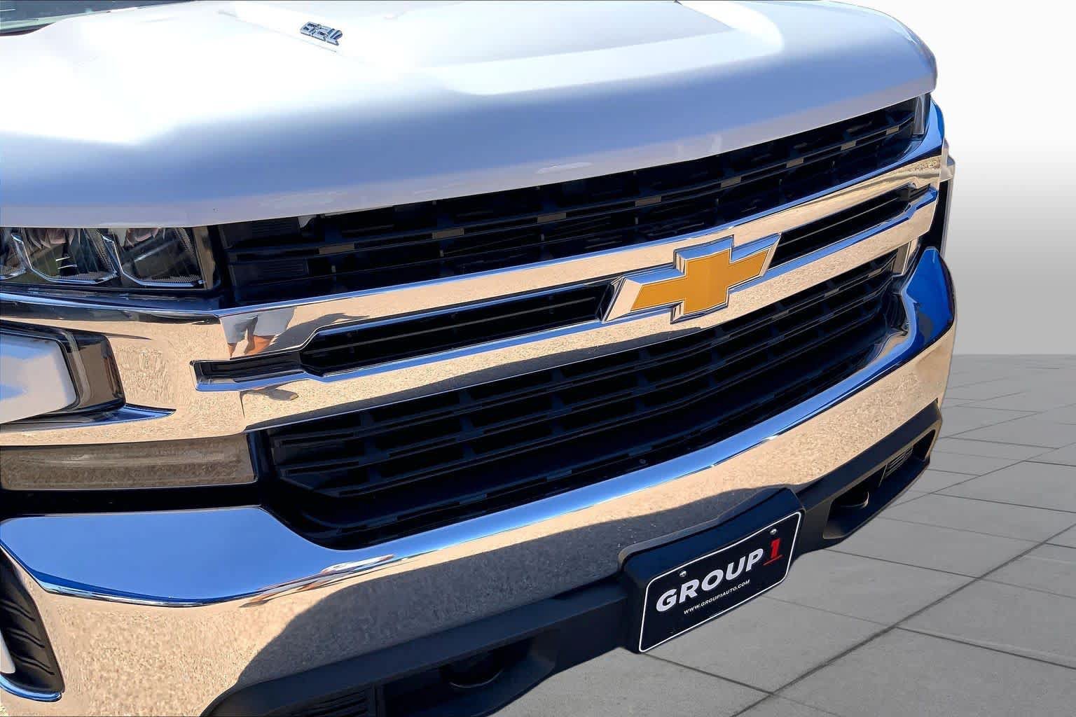 Used 2020 Chevrolet Silverado 1500 LT w/ Texas Edition AWD/4WD image 30