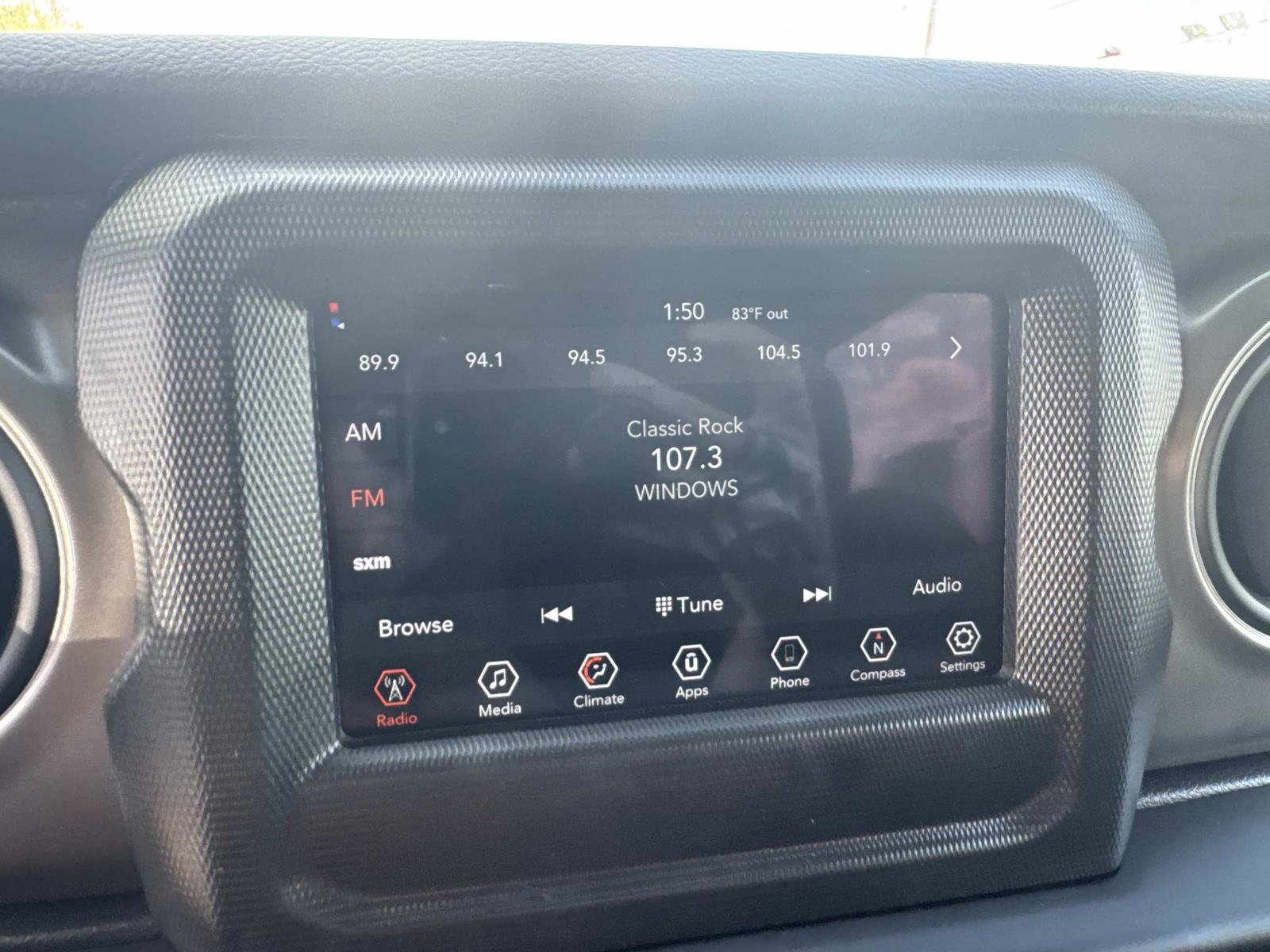 Used 2022 Jeep Wrangler Willys image 17