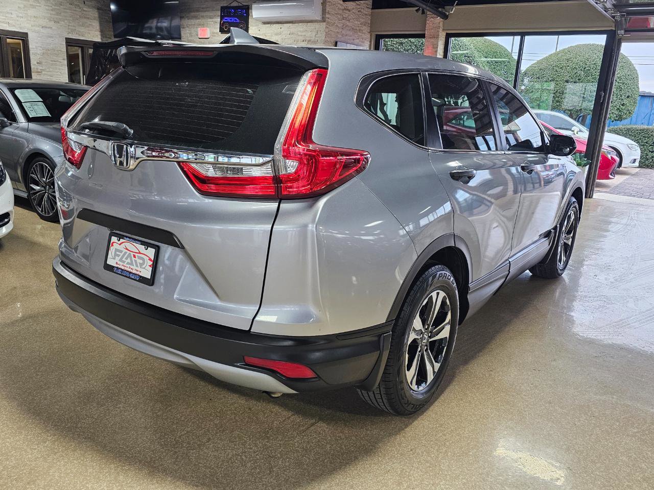 Used 2017 Honda CR-V LX image 7