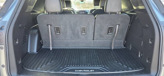 Used 2023 Chevrolet Traverse Premier AWD/4WD image 7