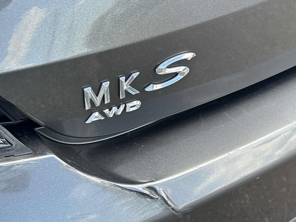 Used 2015 Lincoln MKS AWD w/ Equipment Group 101A image 10