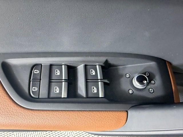 Used 2025 Audi Q5 2.0T Premium w/ Convenience Plus Package image 20