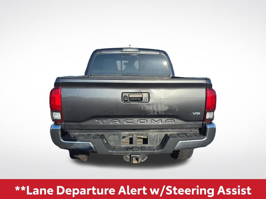 Used 2019 Toyota Tacoma SR5 RWD image 8