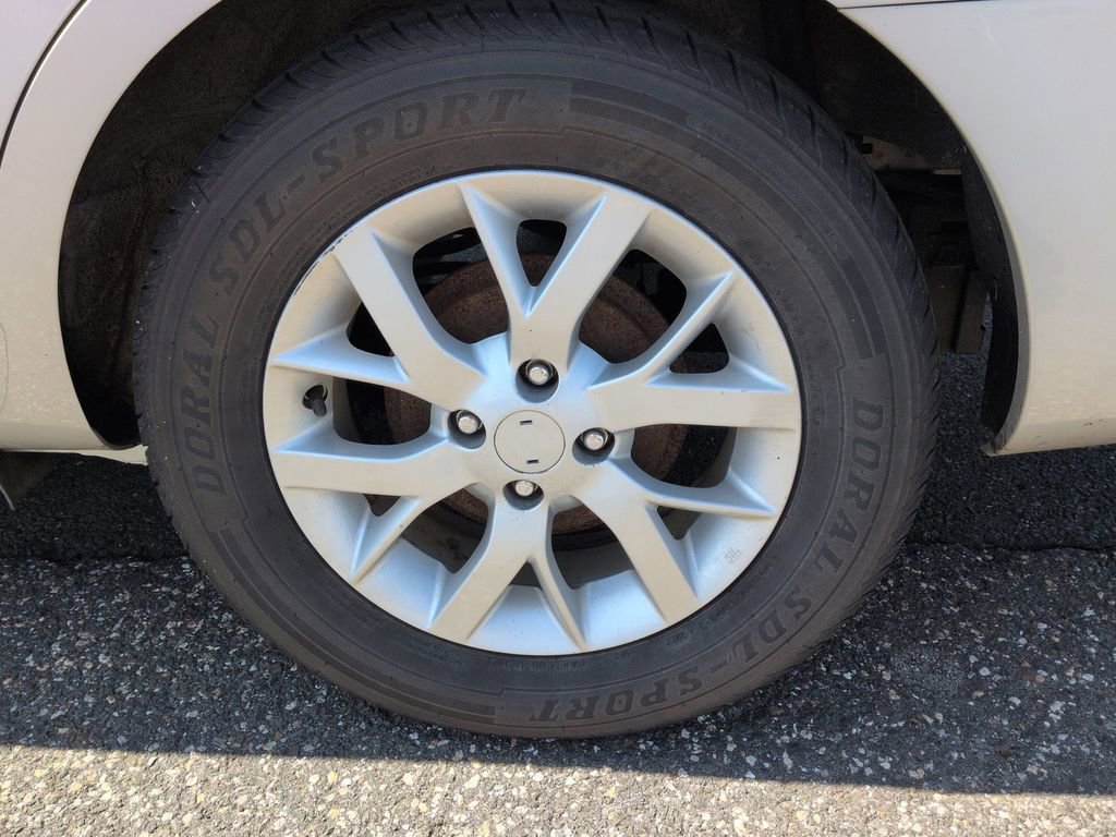 Used 2018 Nissan Versa SV w/ SV Special Edition Package FWD image 18