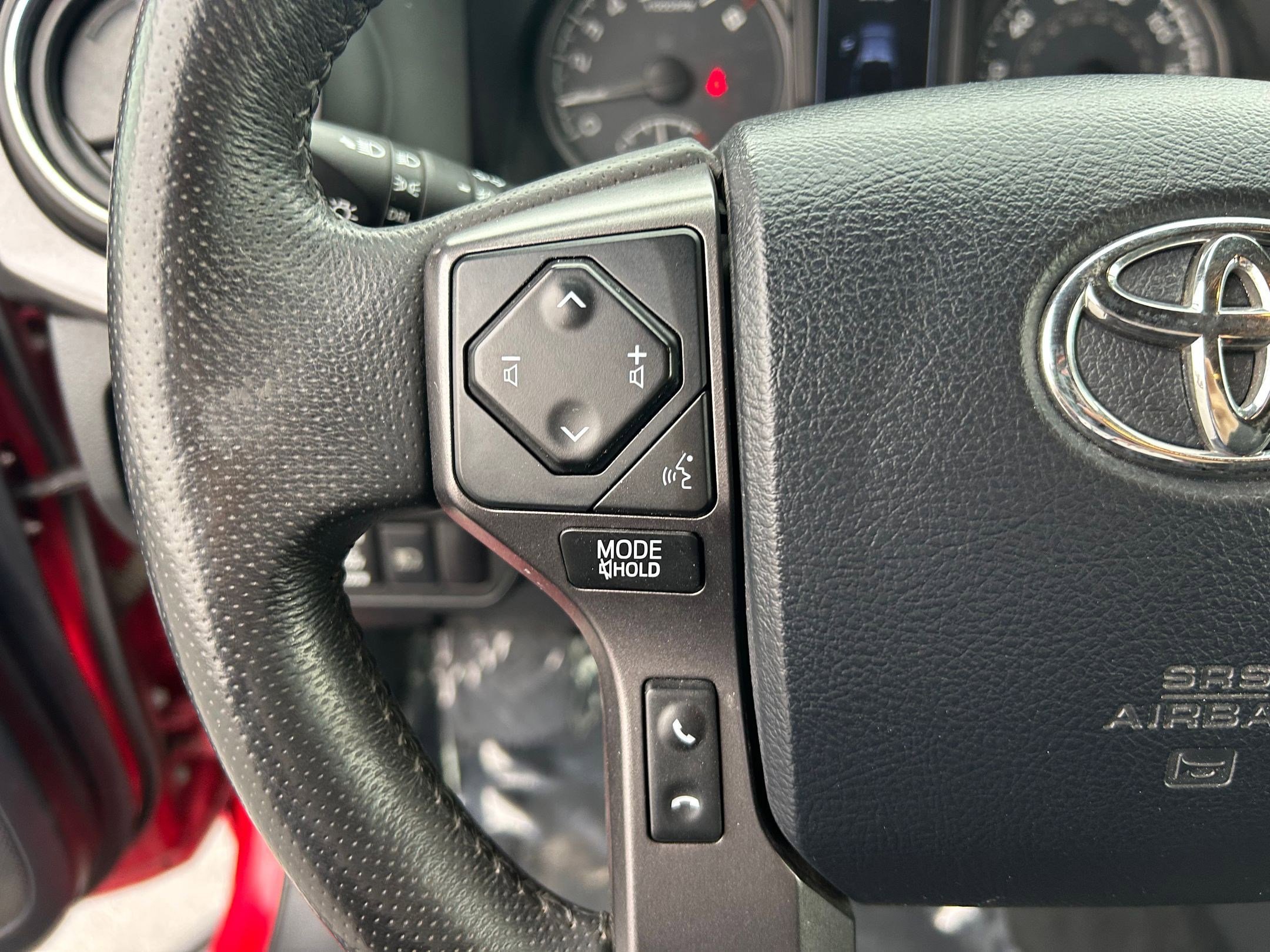 Certified 2019 Toyota Tacoma TRD Off-Road w/ Technology Package image 14