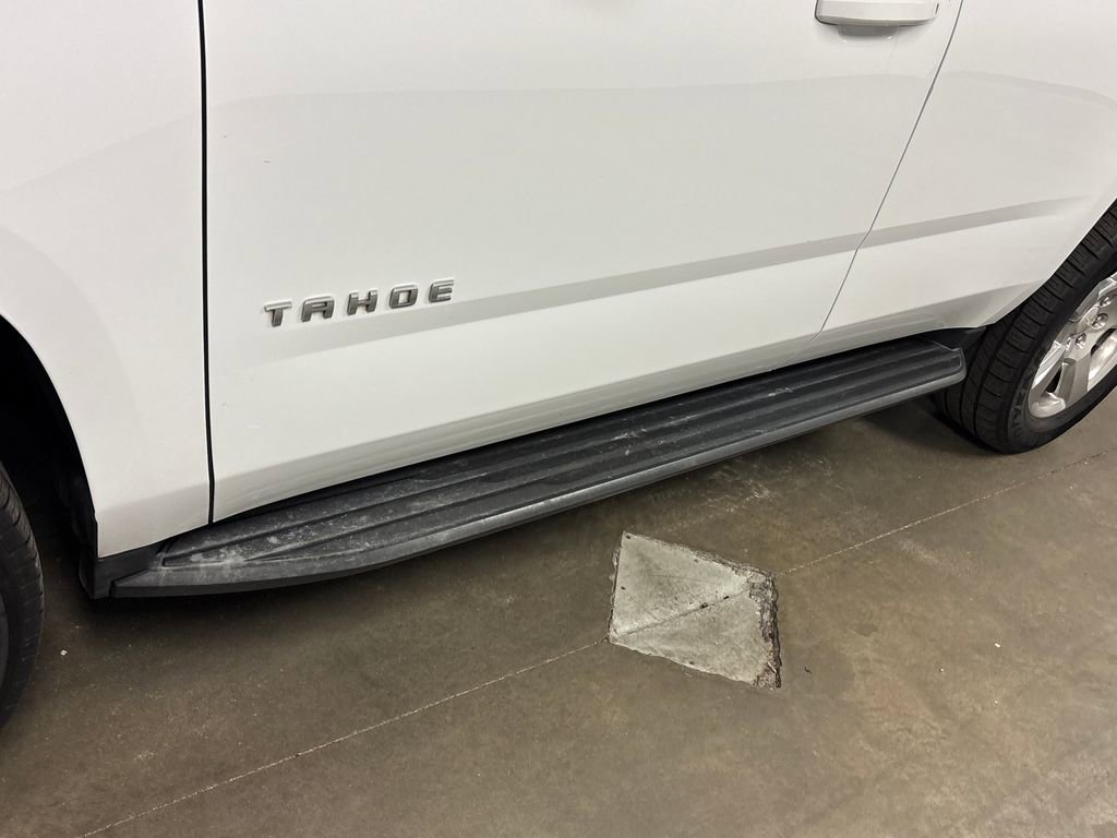 Used 2019 Chevrolet Tahoe LS w/ Enhanced Driver Alert Package RWD image 11