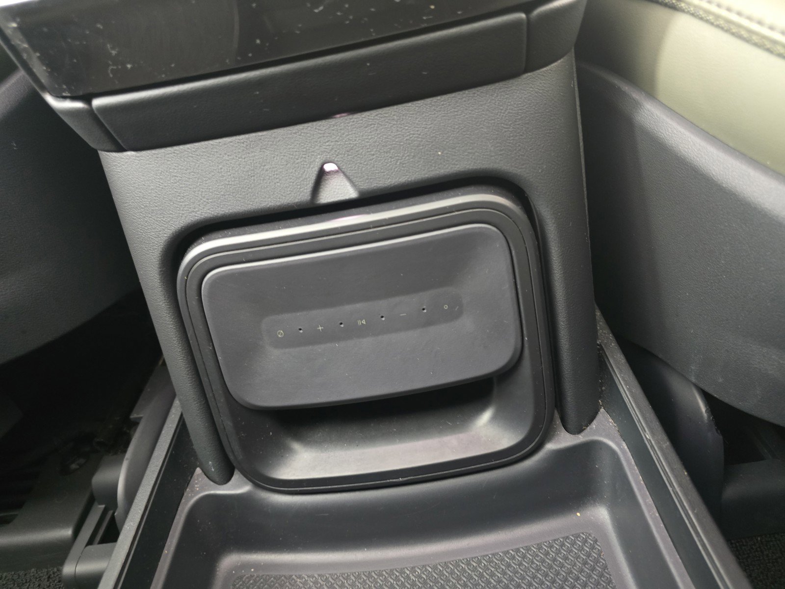 Used 2023 Rivian R1T Adventure image 31