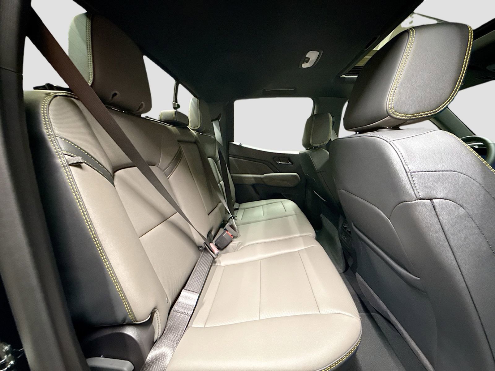 New 2026 Chevrolet Colorado ZR2 w/ Technology Package image 32