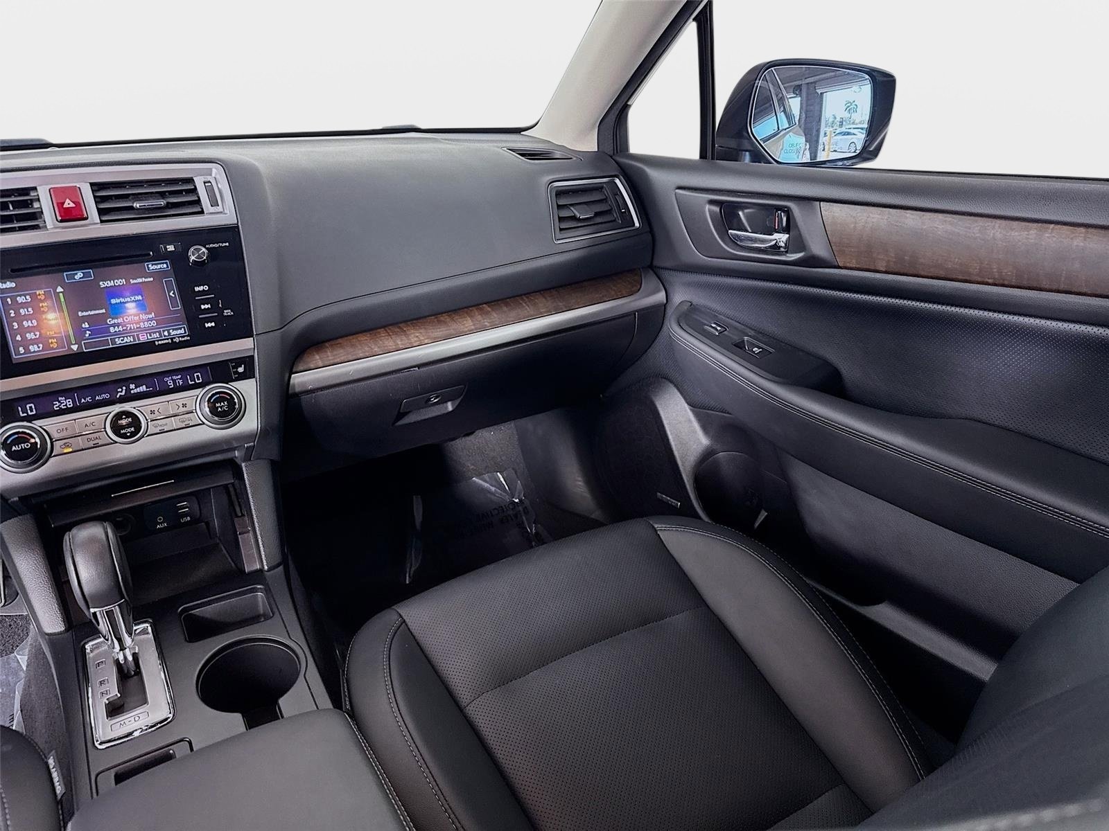 Used 2016 Subaru Outback 3.6R Limited AWD/4WD image 26