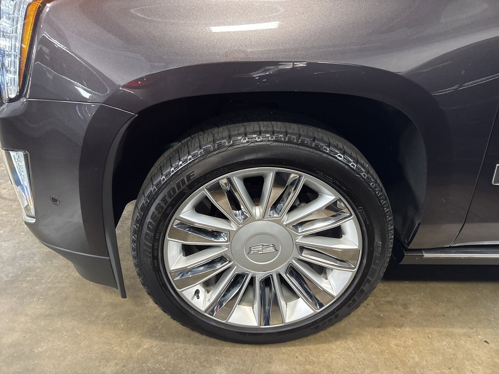 Used 2017 Cadillac Escalade ESV Platinum image 5